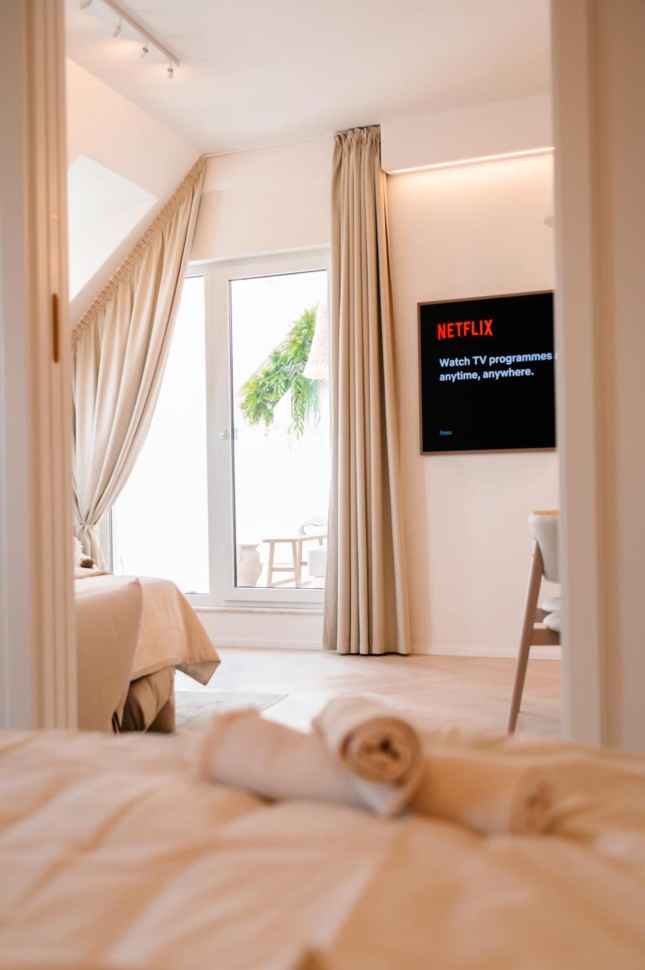 New Design Top-Class Suite Next To The Castle-Free Parking-Terrace Братислава Экстерьер фото